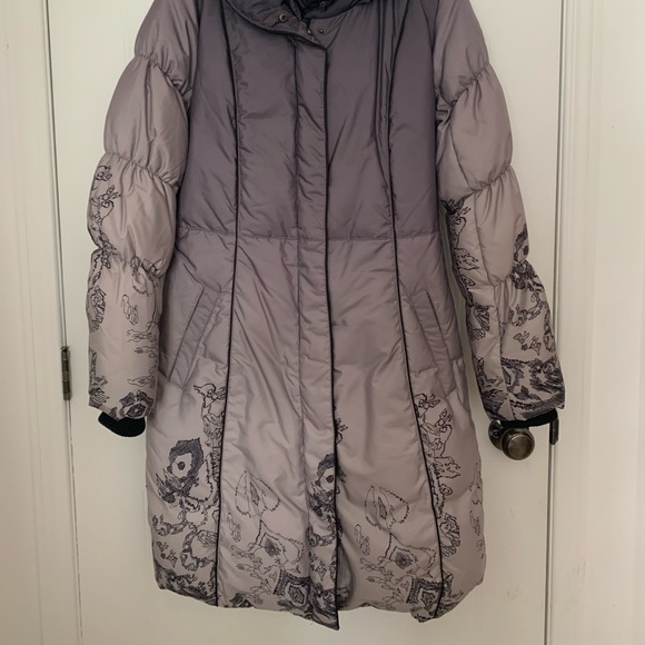 NWOT Beautiful winter puffer coat with gradient design - Picture 2 of 10